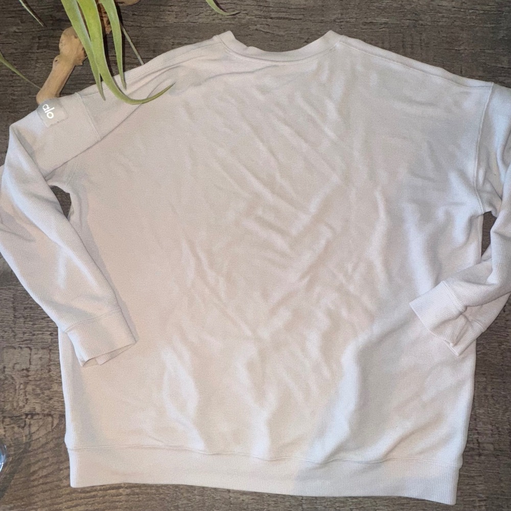 Alo Yoga Crewneck Micro Waffle Sweatshirt Bone Oatmeal Oversized Large - Picture 6 of 6